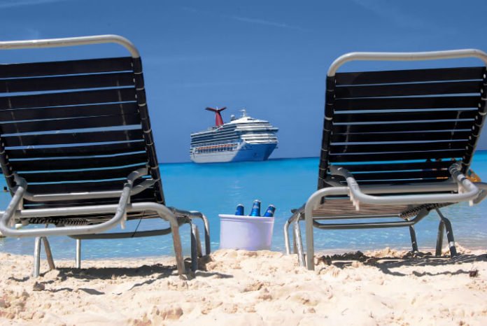 Carnival cruise deals from Charleston to Bahamas discounted 5 night cruise