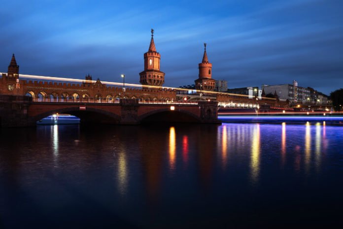 Save 25% off Hampton by Hilton Berlin City West, Waldorf Astoria Berlin Gerrmany