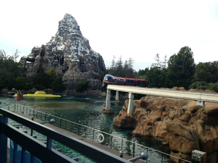 Save 31% on Disneyland SeaWorld California Adventure LEGOLAND San Diego Zoo Safari Park