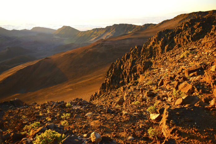 Hawaii trip activity discounts bike down Hakeakala volcano