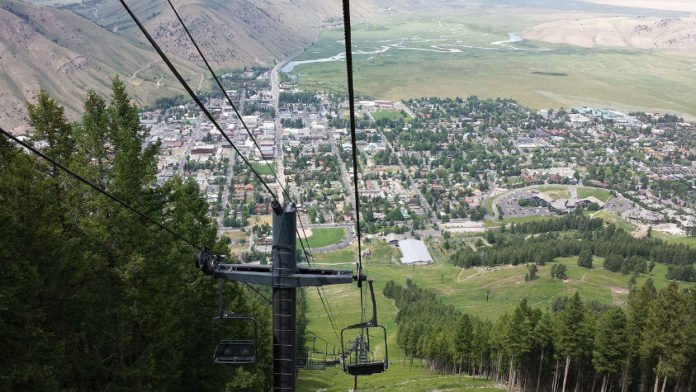 Sweepstakes for Wyoming trip guided climbing adventure lodging roundtrip airfare to Jackson Hole
