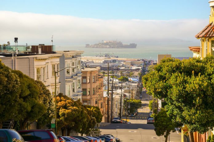 Save up to 60% on San Francisco hotels Hotel G, Hotel Zoe, Payne Mansion, Whitcomb, Serrano, Calista Organic