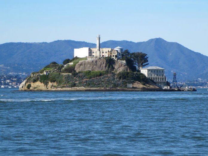 Alcatraz Big Bus Tour San Francisco guided walking tour package deal