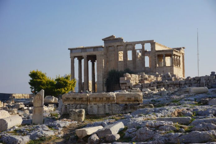 Cheap roundtrip airfare from Boston to Athens