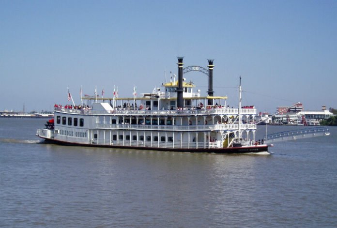 Save money on Chalmette Battlefield Cruise in Creole Queen in New Orleans