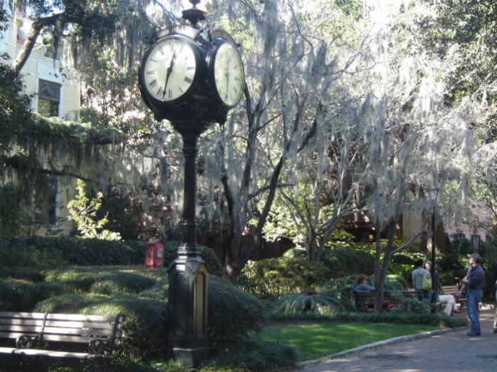 Charleston SC hotel deals Market Pavillion, Candlewood, Courtyard, Quality inn Coliseum, Comfort Inn Downtown