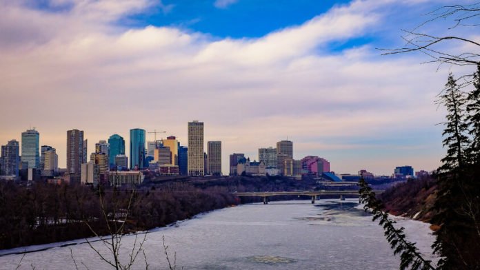 Edmonton Alberta hotel deal discounted prices