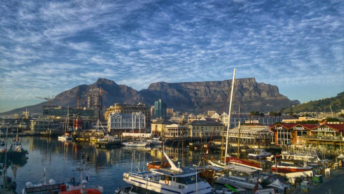 Radisson Blu Cape Town Waterfront hotel discounts 20% off