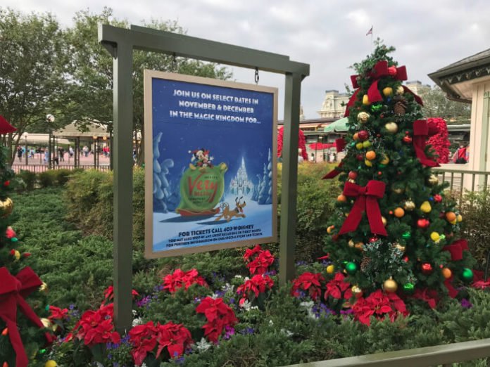 10 reasons to go to Mickey's Very Merry Christmas Party & discounted tickets