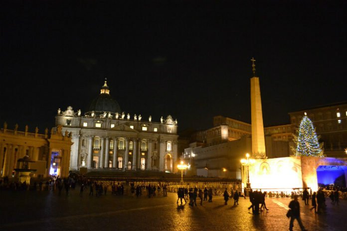 Discounted Rome Christmas Time Walking Tour Italy