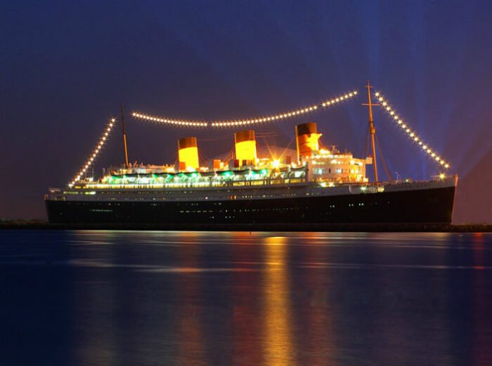 Save 40% off Queen Mary New Year's Eve Party in Long Beach California