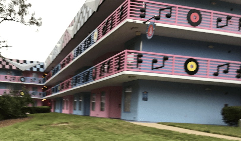 musical notes on railing outside Disney's All Star Music resort