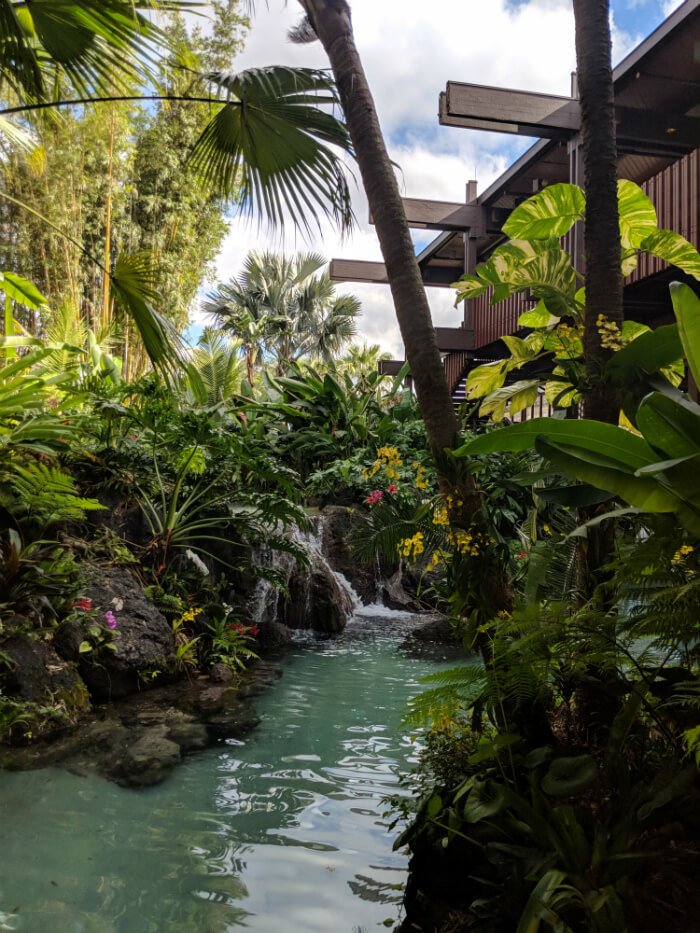 Theming Outside Disney's Polynesian Village Resort