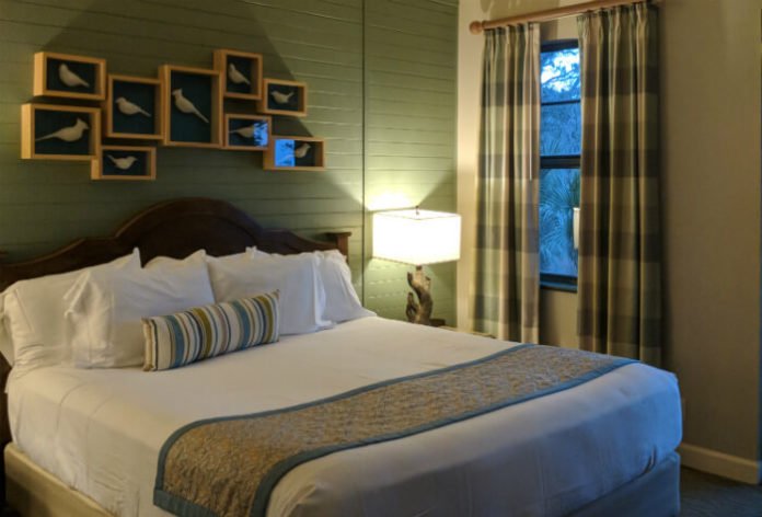 Hilton Head Disney Resort Pictures 1 Bedroom Villa at Disney's Hilton Head Island Resort bed