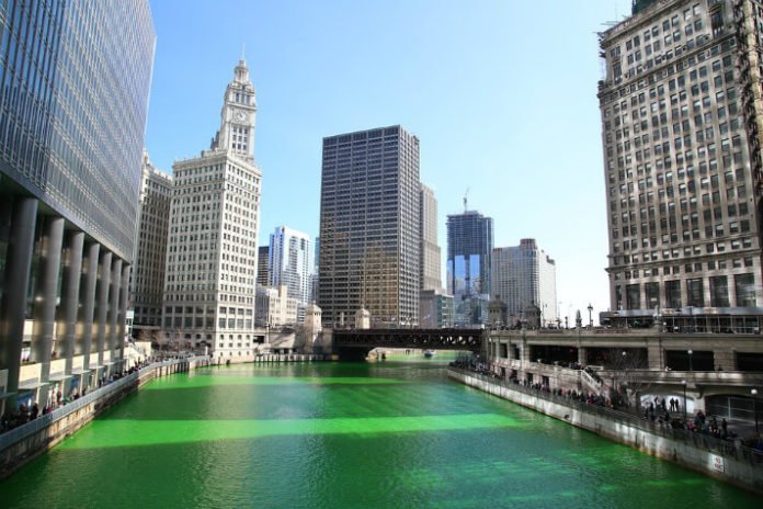 save up to 30% on hotel near St. Patrick's Day Parade in Chicago Illinois