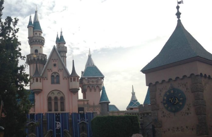 Top 10 ways to save money at Disneyland & California Adventure