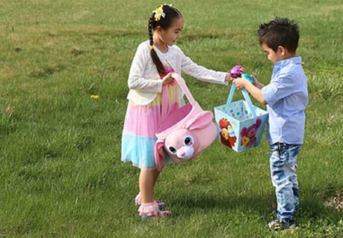 Enjoy Easter weekend with BBQ picnic at SeaWorld San Antonio with egg hunt