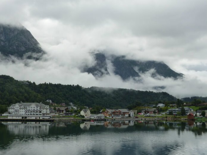 SAve up to 58% on cruises out of Boston ports include Maine, Canada, Europe, Caribbean