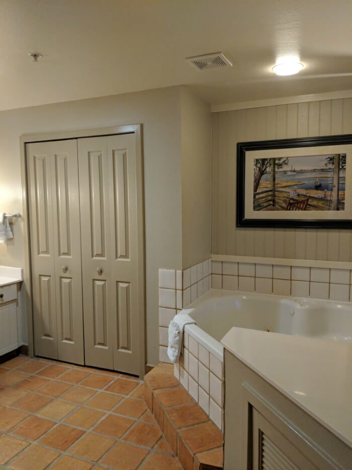 bathrub in bathroom of 1 bedroom villa at Disney Hilton Head Island resort