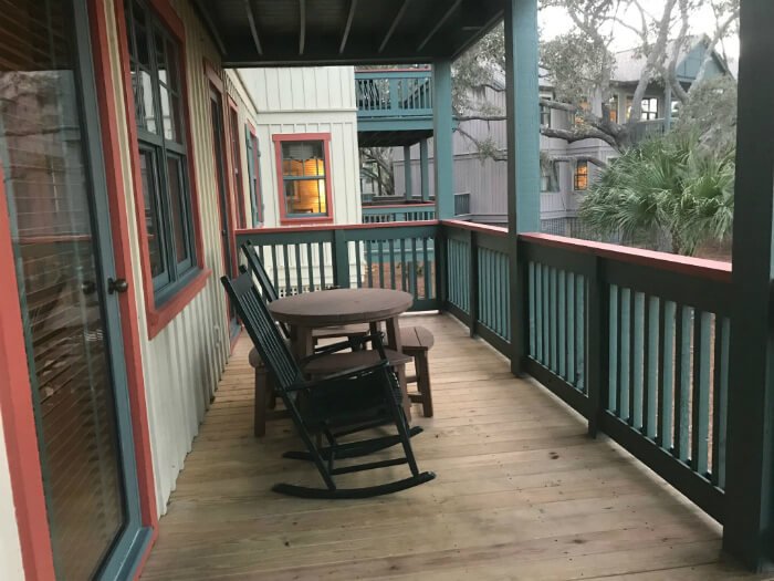 disney hilton head 1 bedroom villa porch rocking chairs table dvc resort