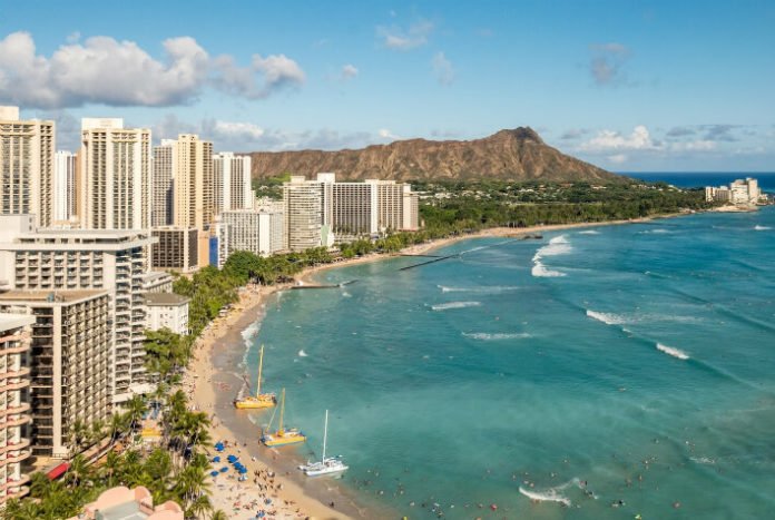 Cheap nonstop roundtrip airfare from San francisco California to Honolulu Hawaii flight deal