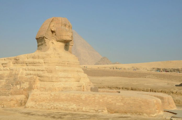 Book a cheap flight from NYC to Cairo Egypt discounted airfare