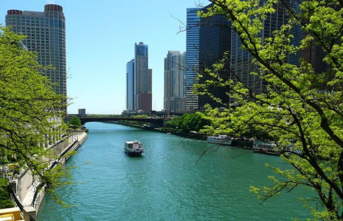 Chicago Cinco de Mayo Booze Cruise luxury party yacht discount price