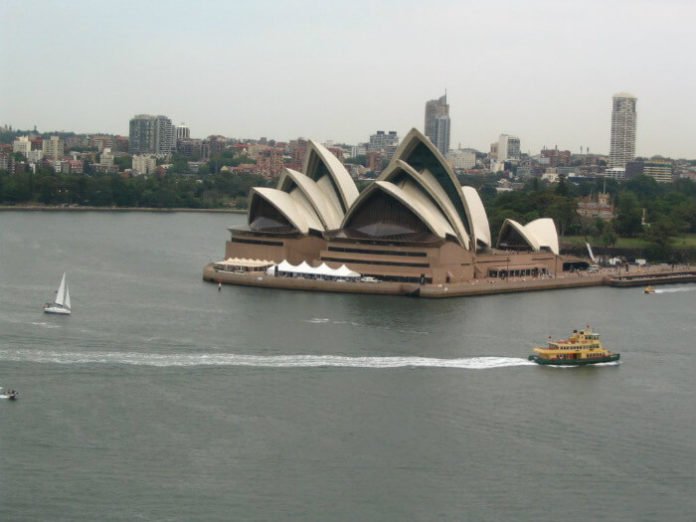 Discounted cruises out of Auckland visit cities in New Zealand & Australia