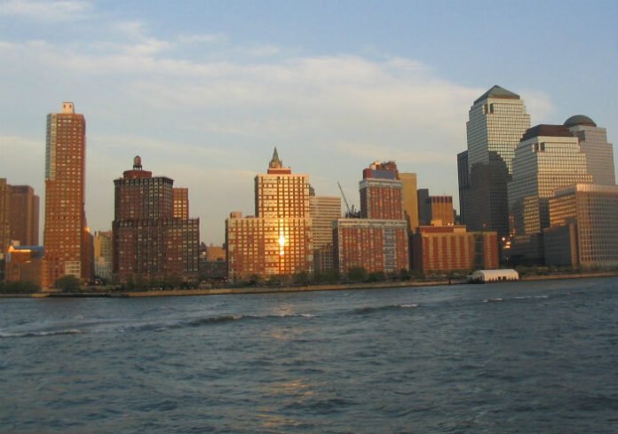 Cinco de Maya Hornblower Infinity luxury yacht party half off admission