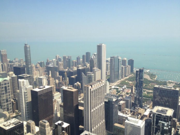 Save over $100 on top Chicago attractions by booking a Hilton hote