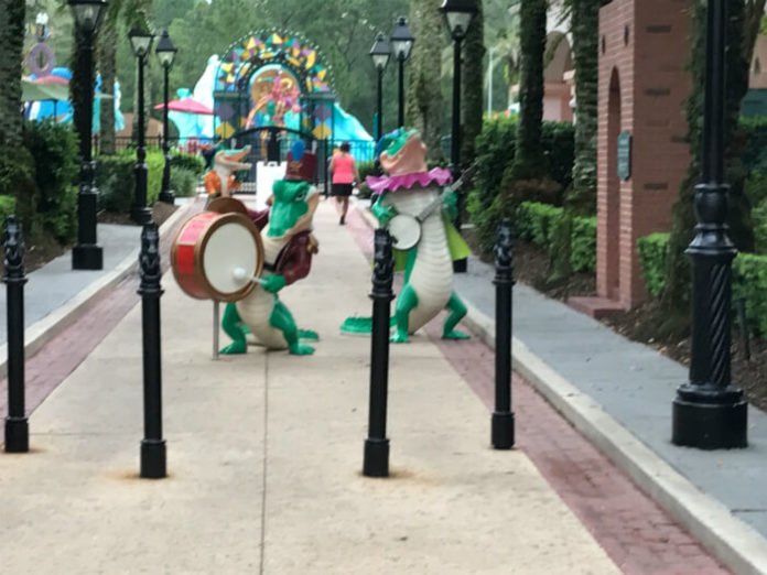 Disney's Port Orleans French Quarter hotel musical alligator statues