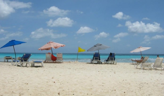 Barbados hotel deals save up to 60% at Cobblers Cove, Dover Beach, Radisson Aquatica, Yellow Bird