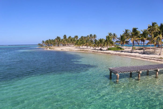 Discounted hotel rates for Belize enjoy snorkeling scuba diving beach