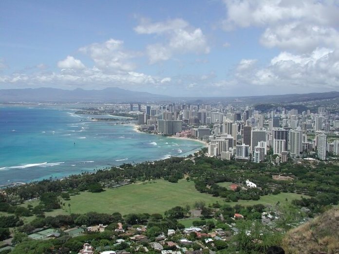 Cheap roundtrip airfare to Honolulu from LA, Seattle, Portland, Dallas, Salt Lake City