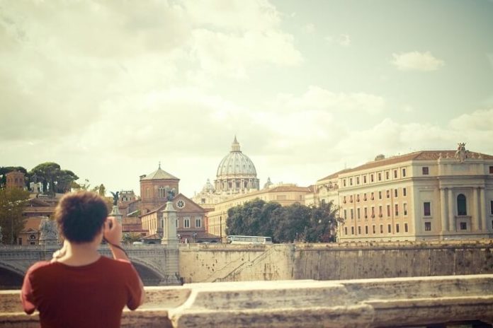 Win a free trip to Rome Italy & the Vatican