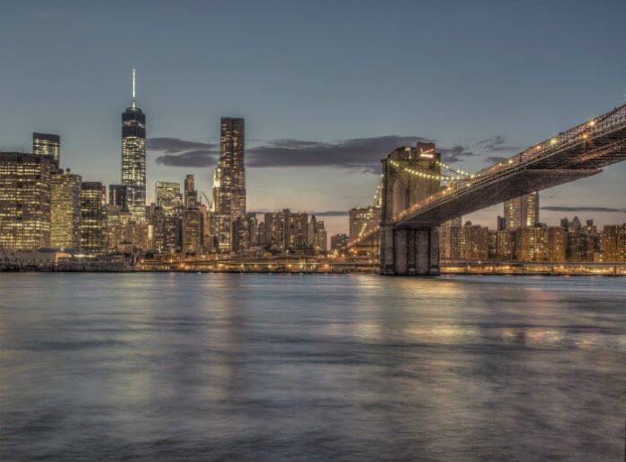 New York City luxury hotel deals save up to 40% on top Manhattan accommodations