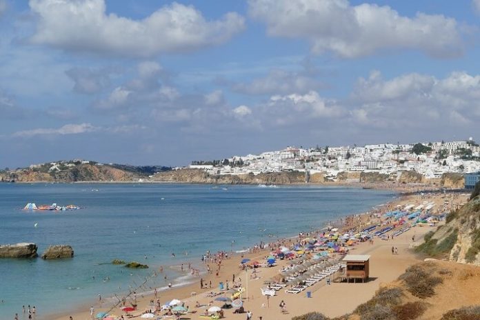 Top 10 Albufeira Portugal luxury hotels with best customer reviews