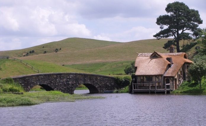 New Zealand sweepstakes see Hobbiton art deco tour Moring Kayak Donuts Island