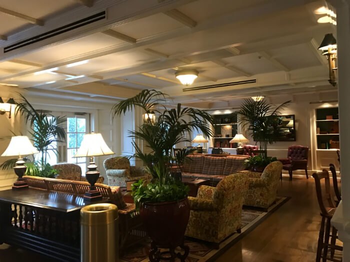 Beautiful lounge area with 1940s theming at Disney world resort