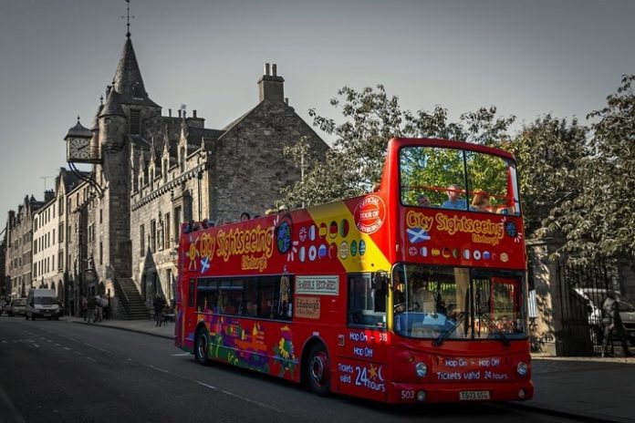 Discount code for hop on hop off bus tour in Edinburgh Scotland