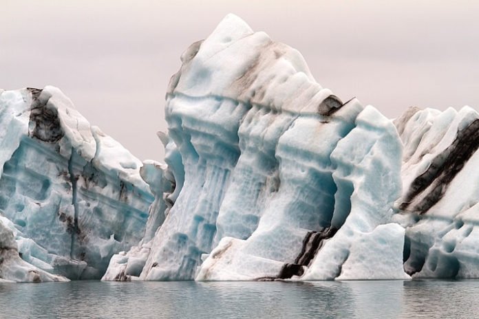 Discount price for Jokulsarlon Glacier Lagoon Boat Tour out of Reykjavik Iceland