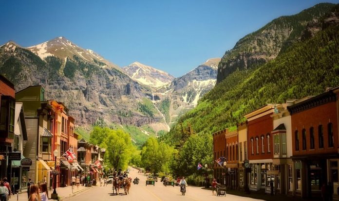 Win a luxurious 1-bedroom stay at Lumiere Telluride golf flight