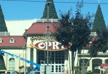 Best Pigeon Forge Tennessee Christmas Vacation Packages | Green