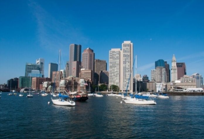 Save money on Labor Day yacht party cruise in Boston harbor