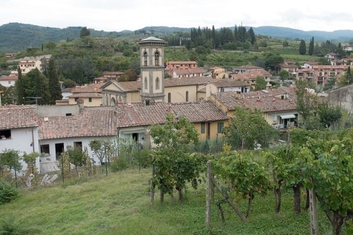 Save money & see Tuscany Italy in 1 day with Florence walking tour & wine tasting