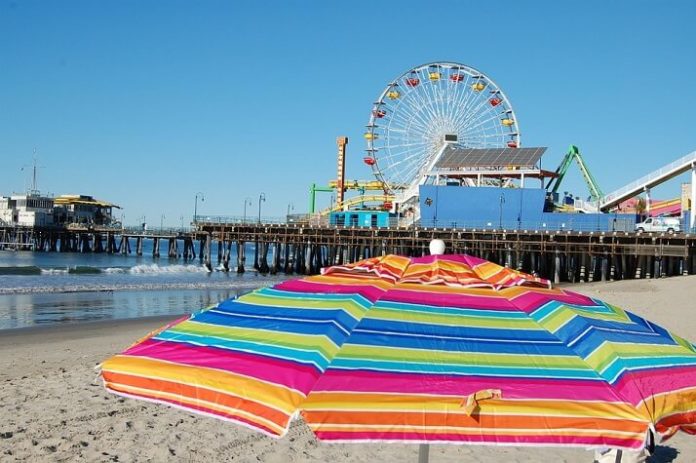 Save money on Loews Santa Monica Hotel blocks from the pier