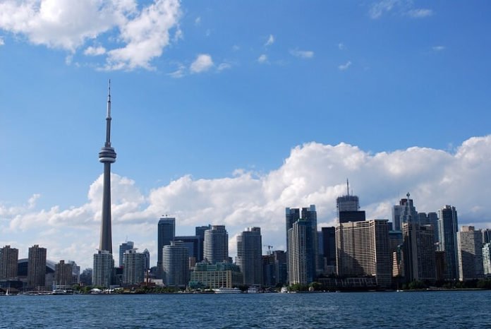 Discount price for Toronto Harbour Tour sightseeing deal