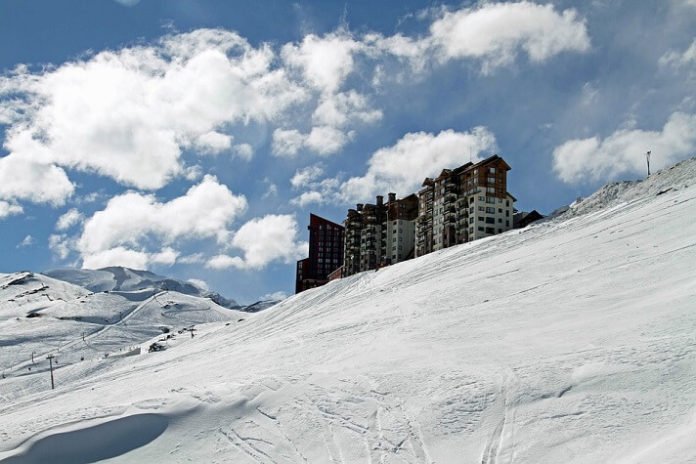 Top 5 hotels in Santiago Chile for a ski holiday