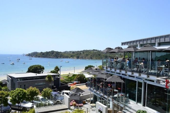 Top 7 Waiheke Island hotels enjoy beach holiday