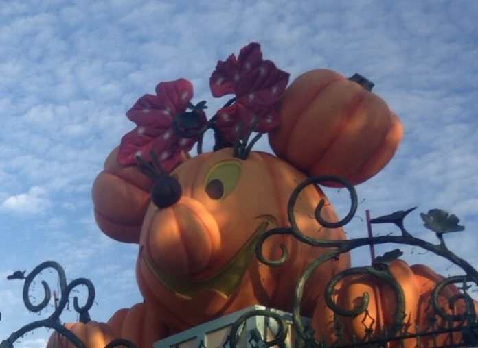 pumpkin Mickey Mouse Halloween decoration Disneyland Paris